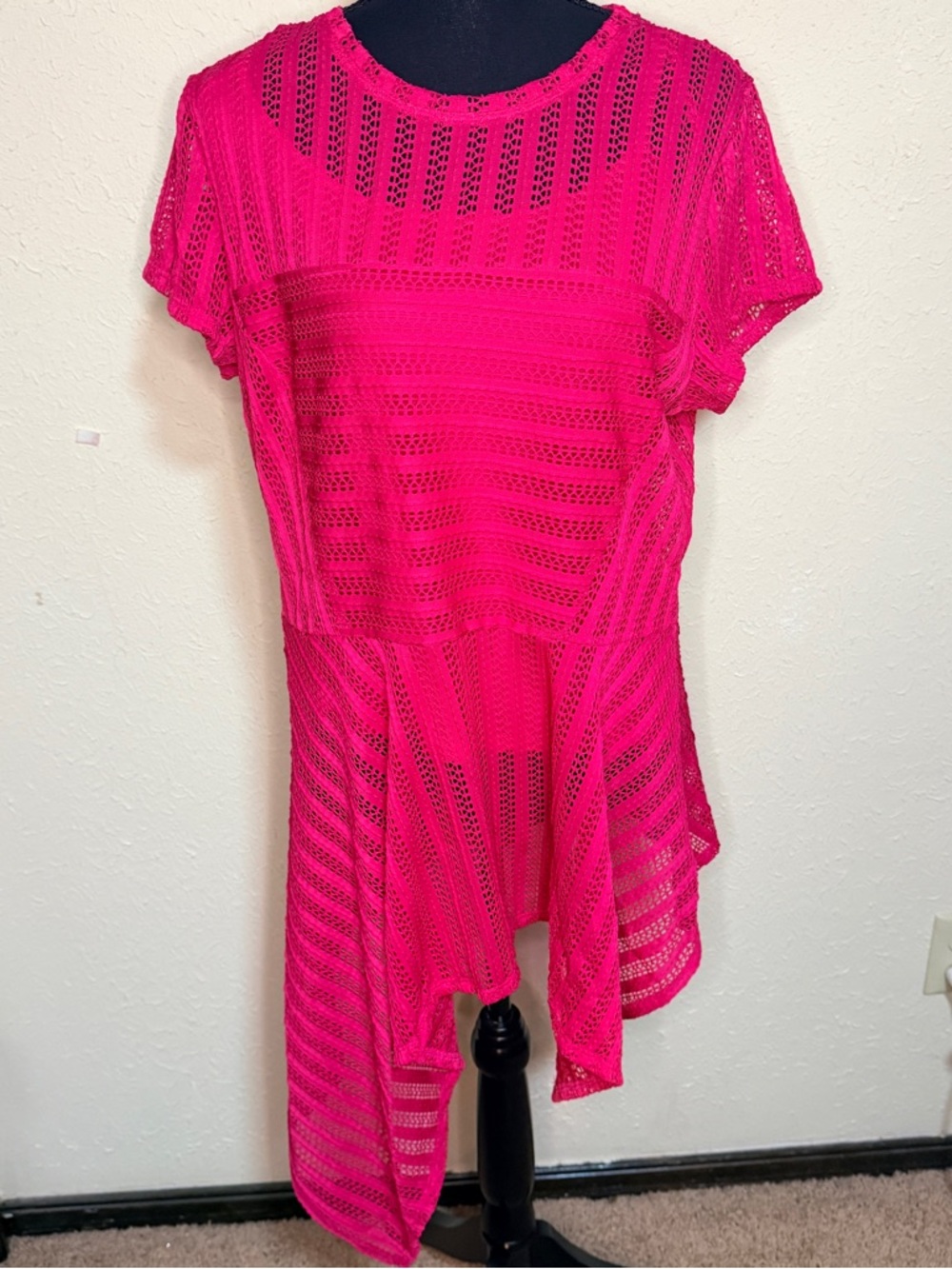 Marc Bouwer Women’s Size Large Vibrant Pink Crochet Tunic Longline Asymmetrical